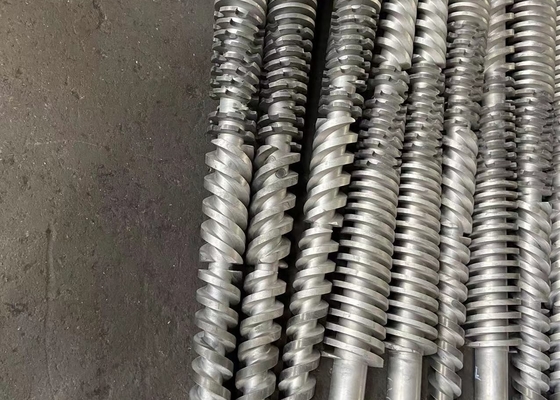 Elementos del tornillo con el acero 38CrMoAla HV800 - 900 profundidades 0,4 - 0.7m m del nitruro