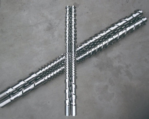 Barril 38CrMoAIA del tornillo de la máquina plástica del moldeo a presión del Pvc solo