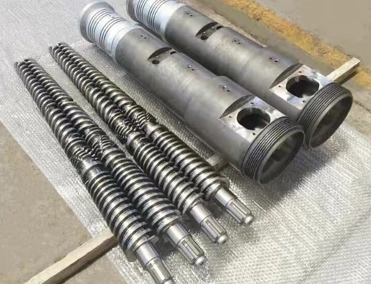 Tornillo gemelo cónico 38CrMoAl y barril 65/132 para perfil de tubería de PVC WPC Spc