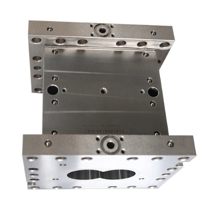 Barril del tornillo de la eficacia alta Zsk58 para los extrusores de tornillo del gemelo de Coperion