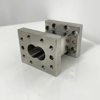 Las máquinas de extrusión de doble tornillo para maquinaria de plástico de aleación bimetálica PE