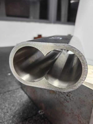 En el caso de las máquinas de extrusión, se utilizará una capa de material de aluminio para la fabricación de la capa de aluminio.