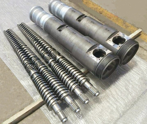 SPC máquina de extrusión de suelos de piezas de repuesto nitradas o bimetálicas barril y tornillo