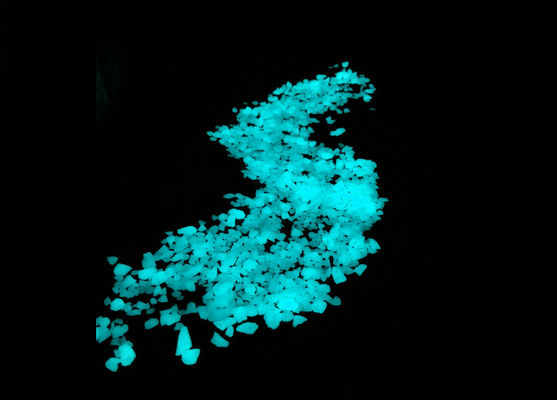 guijarros luminosos fotoluminiscentes del resplandor 5m m oscuro de 1m m
