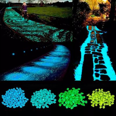 resplandor de 2m m 3m m en la decoración de piedra oscura del acuario del jardín