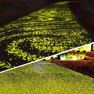 Superficie luminosa del cuarzo de los guijarros del jardín del acuario decorativo amarillo