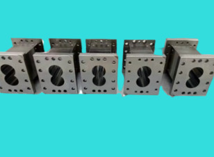 Elementos gemelos paralelos Pip Sheet Extruder bimetálico del barril del tornillo de Berstoff