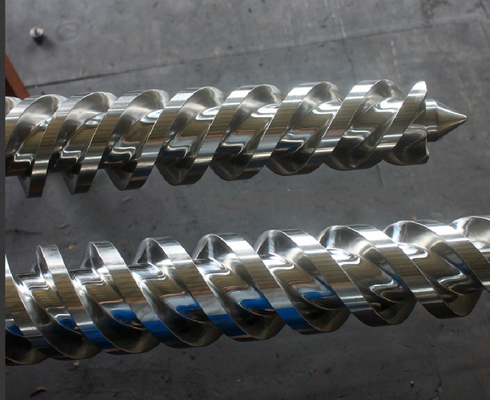 Tornillo CMT80/174 y barril bimetálicos gemelos cónicos para la máquina plástica del extrusor